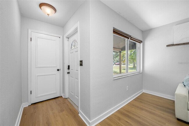 Photo - 1411 39th Ave N