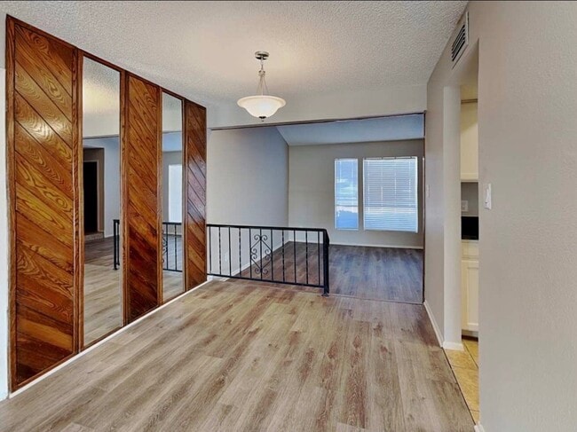 Photo - 4507 W Gardenia Ave