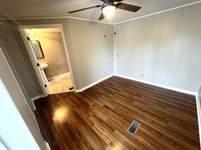 Photo - 212 Whitewater Lake Rd