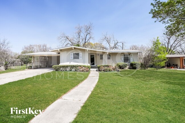 Photo - 202 Winn Ave