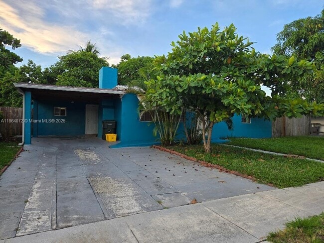 Building Photo - 629 Troy Blvd Rental