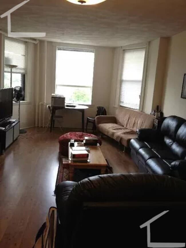 Photo - No Brokers Fee, No Security Deposit, Central Kenmore Sq. Location, Heat, Hot Water Included