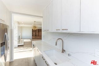 Building Photo - 8401 Fountain Ave