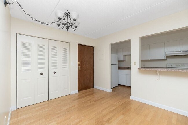 Photo - 288 Main St Unit 204