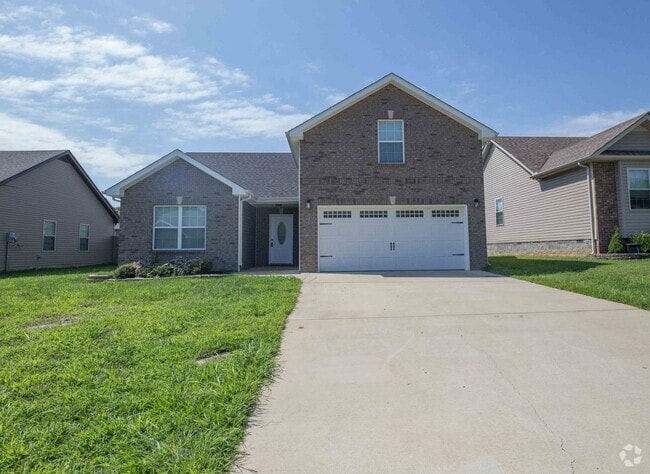 Building Photo - 3 bed 2 bath with Bonus Room over Garage! Rental