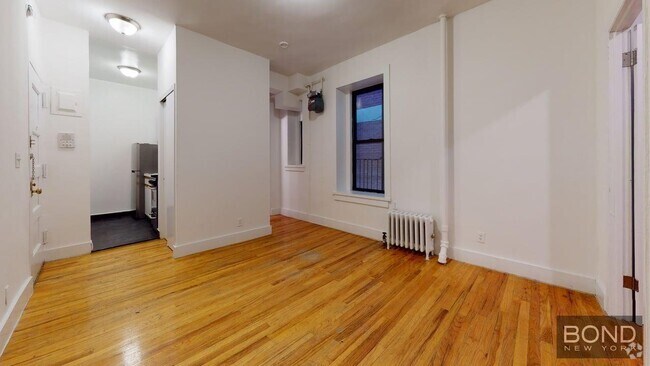 Building Photo - 415 E 73rd St Unit 1C Rental