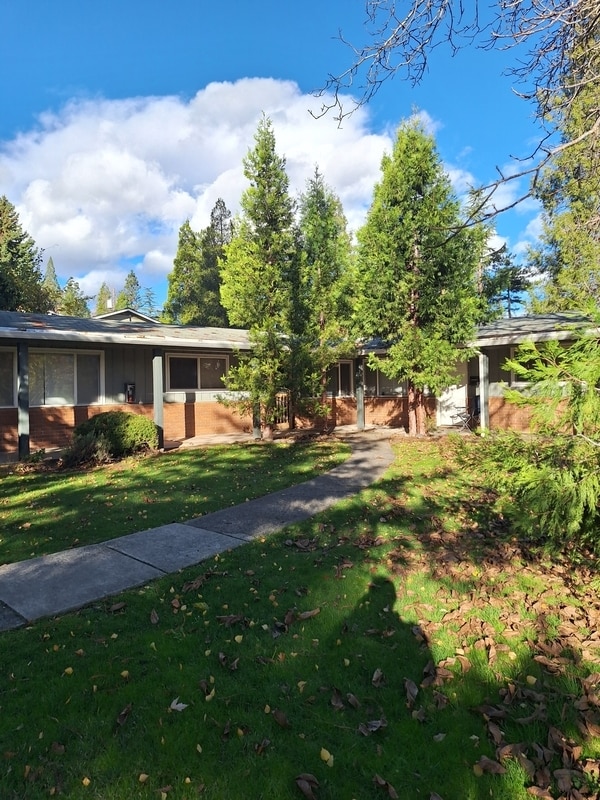 Building Photo - 801 Ashland St Unit 2