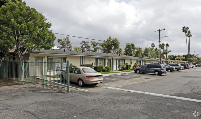 Pacifica Palms Apartments - Pacifica Palms Apartments