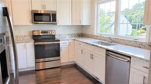 Photo - 38 Triangle St