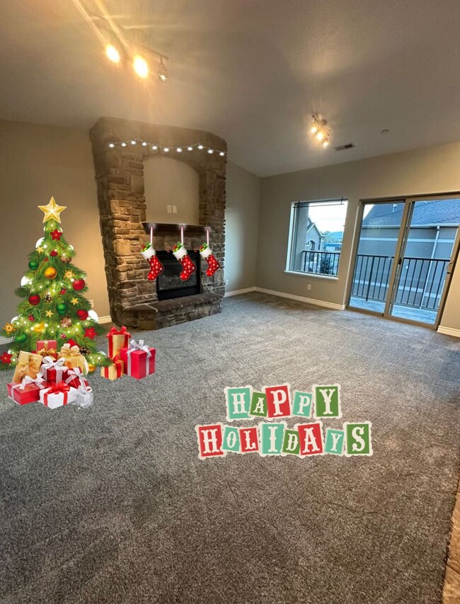 Santa's Discount Supply! 2 Bed 2 Bath Home... - Santa's Discount Supply! 2 Bed 2 Bath Home...