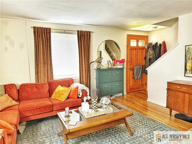 Photo - 182 Newman St Townhome