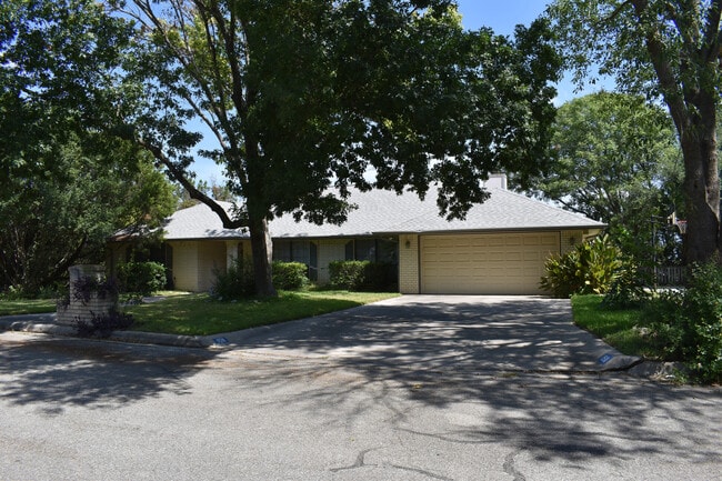 Photo - Beautiful Hilltop Home in Harker Heights! ...