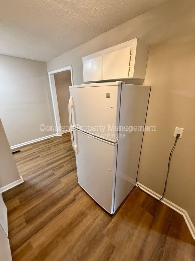 Photo - 3277 Club Dr