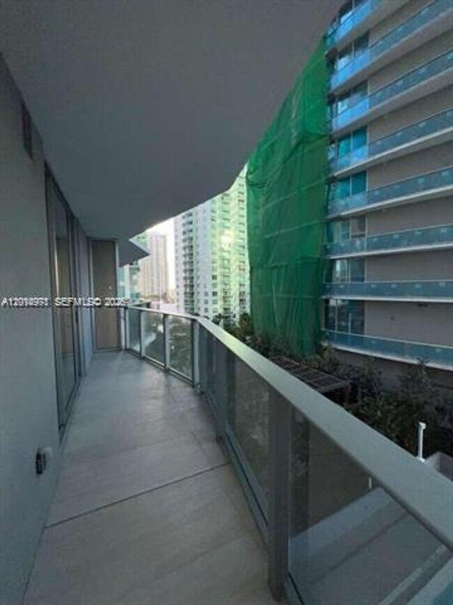 Photo - 77 SE 5th St Unit 77 SE 5th St 1605