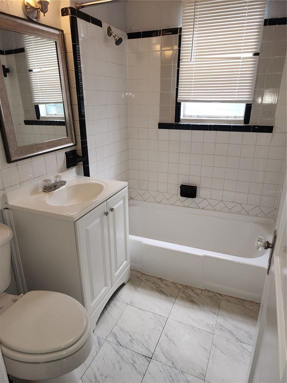 Photo - 1236 W 9th St