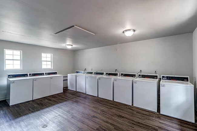 Green Meadows Apartments