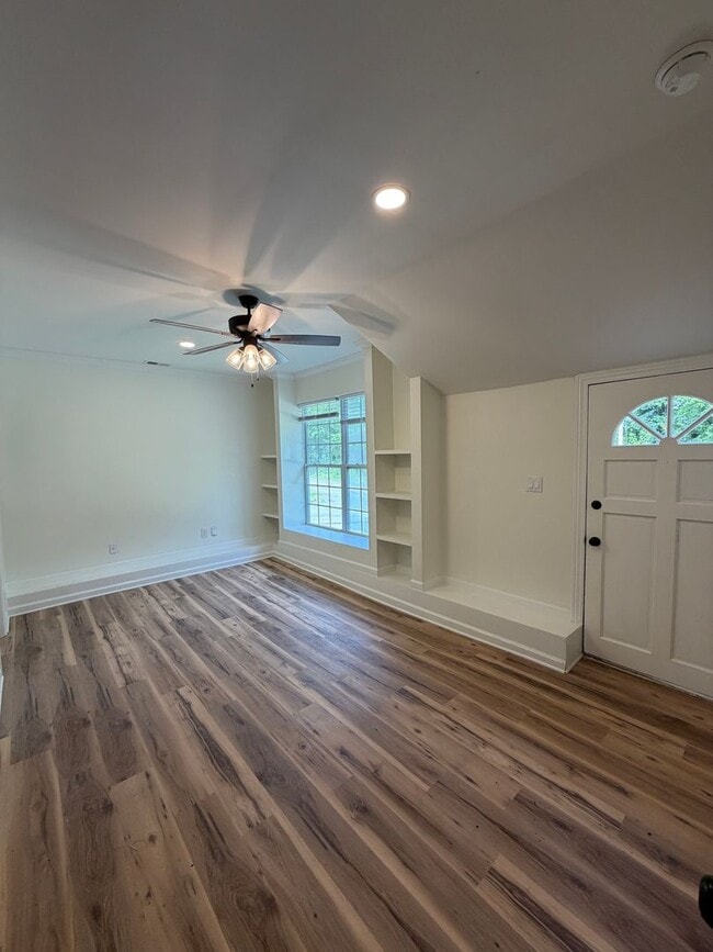 Photo - 1 Bed 1 Bath