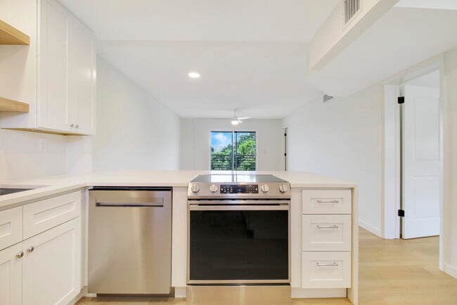 Photo - 2770 Garden Dr S Unidad 212