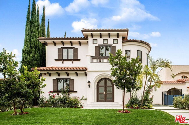 Building Photo - 245 S La Peer Dr Rental