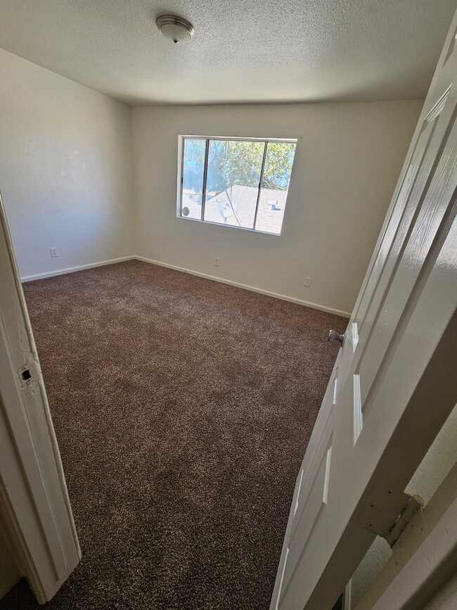 Photo - 721 Woodrow Ave