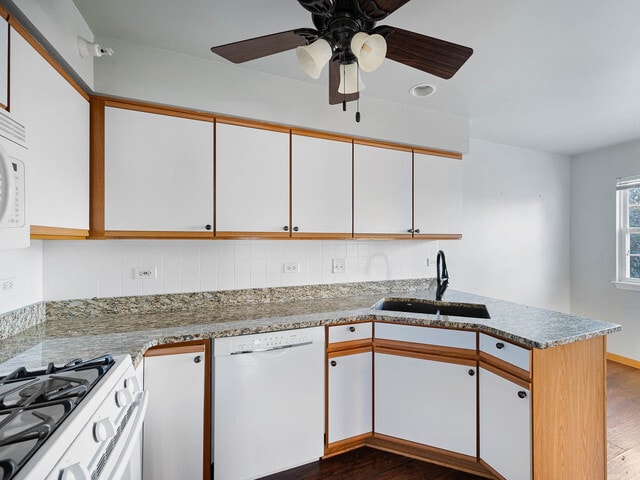 Photo - 2552 Dickens Dr