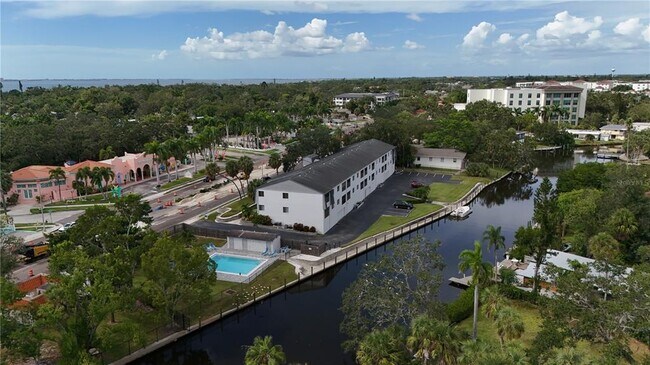 Photo - 2124 N Tamiami Trl Unit 102