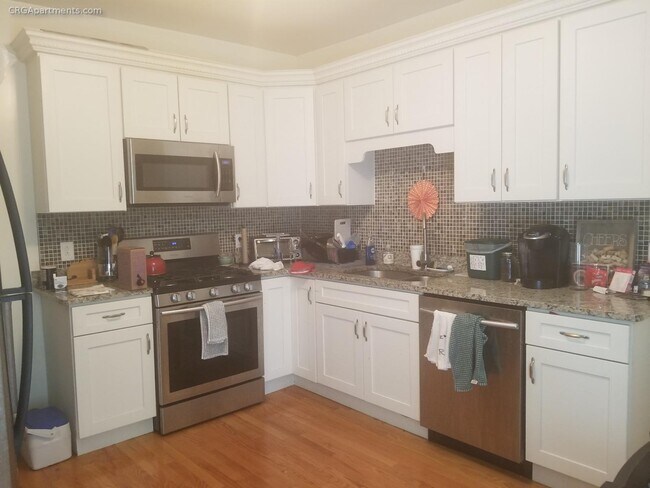 Photo - 381 Prospect St Apartments Unit 1T
