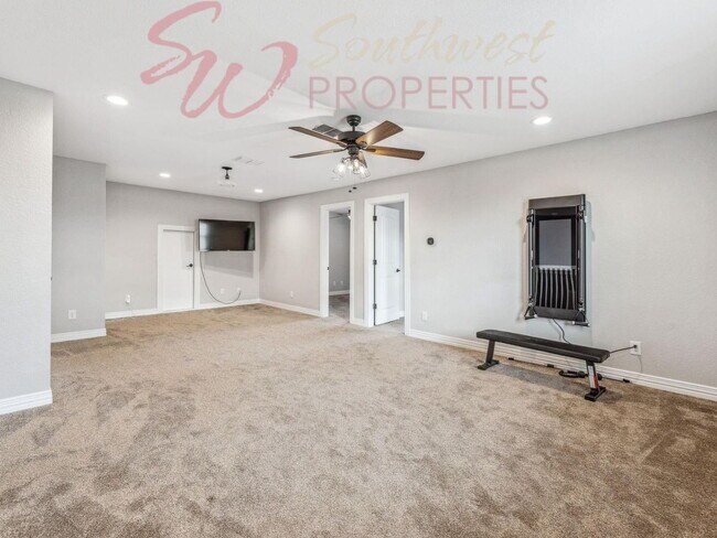 Photo - Stunning 5 bedroom, 3.5 bath in Elk Ridge Estates!