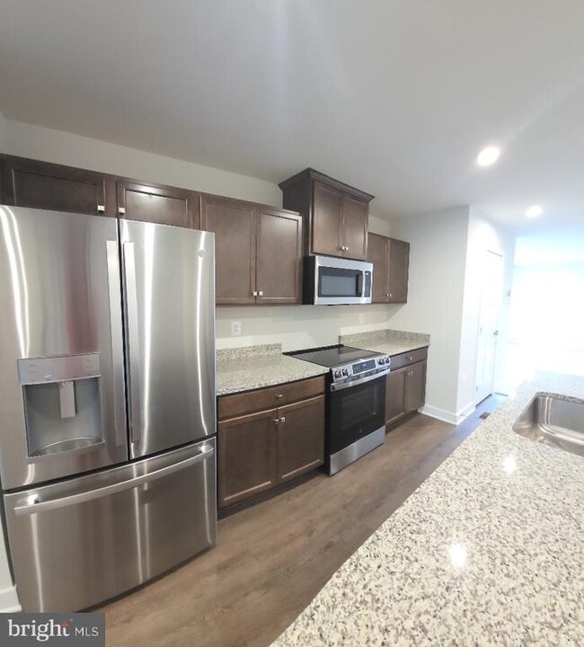 Photo - 8901 Blackthorne Pl