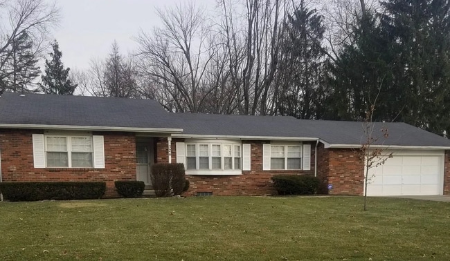 Building Photo - 324 Cumberland Dr