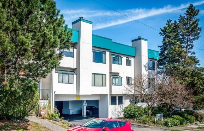 Building Photo - 1 bedroom in Seattle WA 98115 Unit 106 Rental