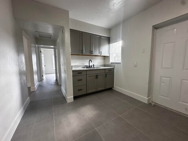 Photo - 3874 7th Ave N