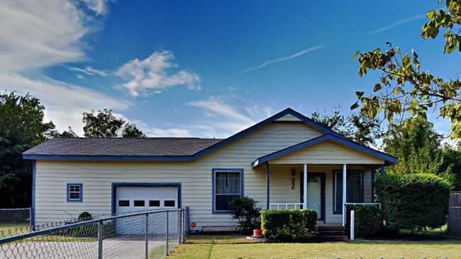 Photo - Welcome to this charming 3 bedroom, 1 bath...