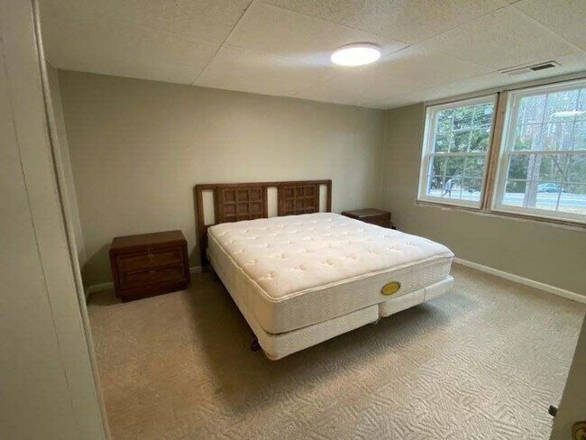 Photo - 2072 E Roxboro Rd NE