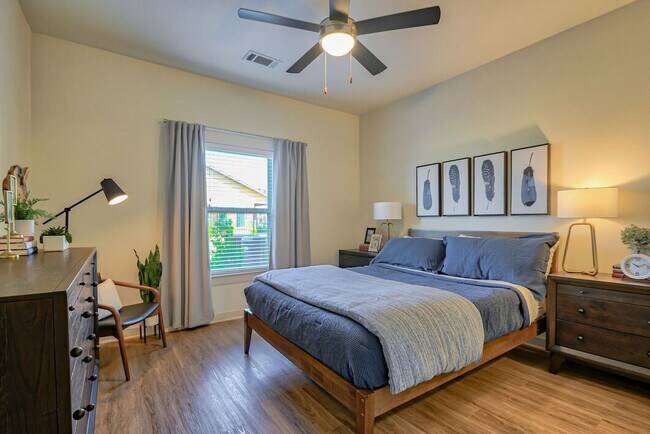 Photo - Autumn Breeze