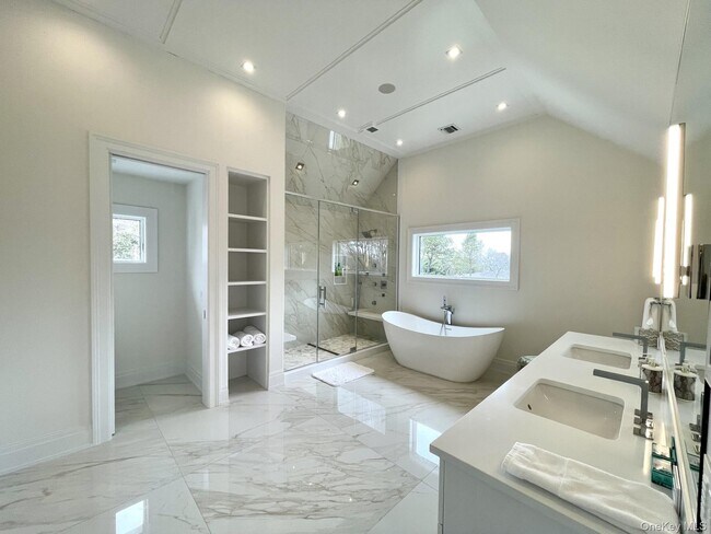 Photo - 59 Shinnecock Hills Rd