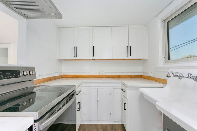 Photo - 2711 N 8th St Unit B