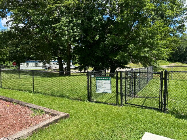 Photo - 1100 W Locust St