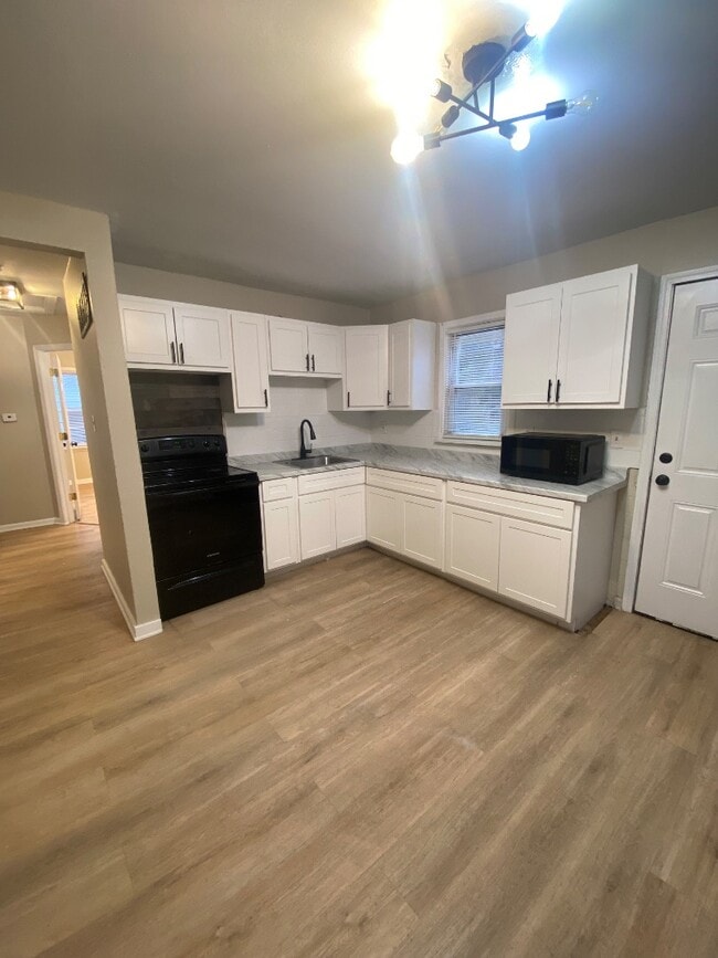 Photo - 829 Carson Rd