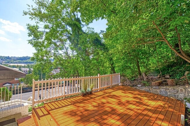 Photo - 3731 S Kemper Rd