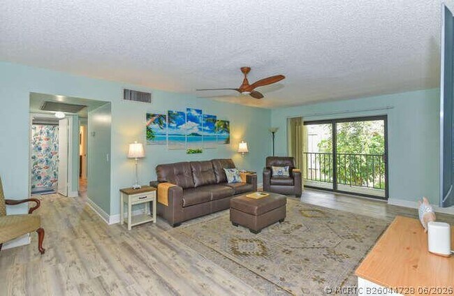 150 Pineview Rd Unit L6