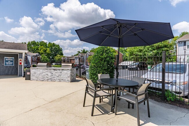 Shadowbluff Apartments