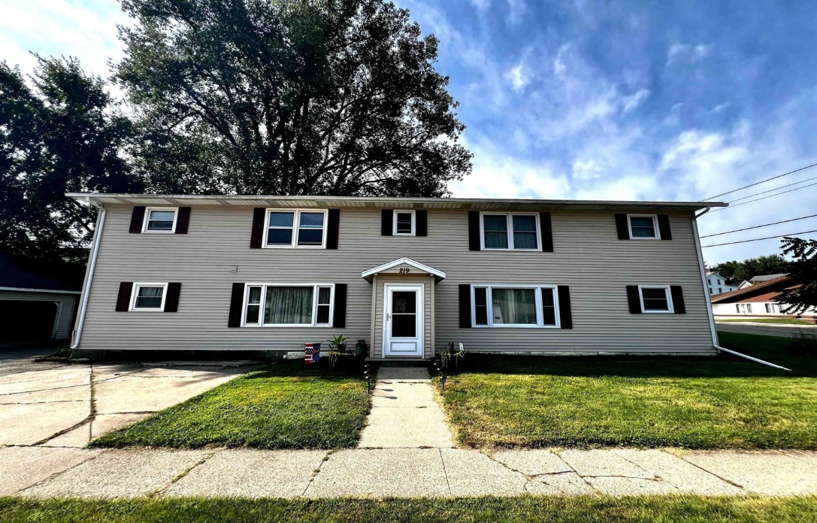 Photo - 219 4th Ave Apartments Unit 1