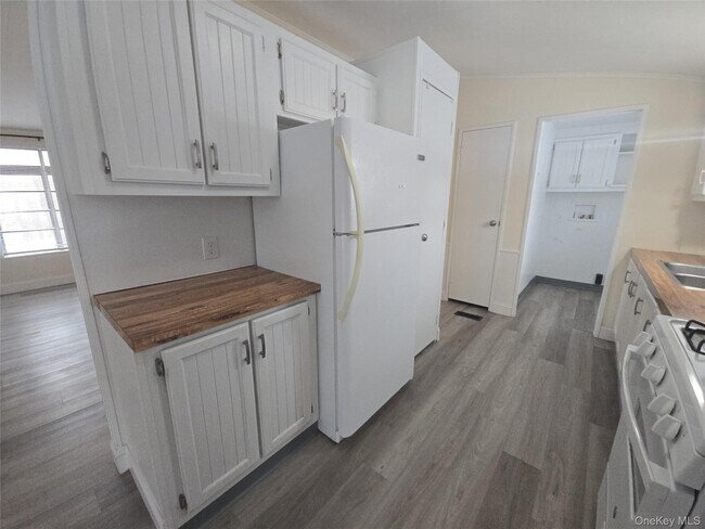 Photo - 329 County Rte 17