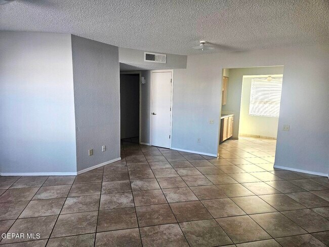 Photo - 592 Bartlett Dr Unit #306