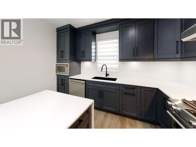 Photo - 789 Ota Ave