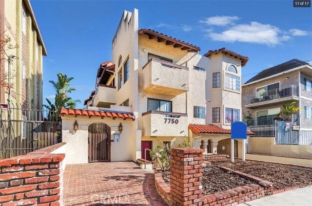Building Photo - 7750 Laurel Canyon Blvd Unit 9A