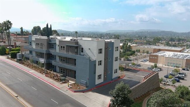 2 bedrooms 2 baths in Escondido over at th... - 2 bedrooms 2 baths in Escondido over at th... Apartamento Unidad 1316 E Grand Avenue 105