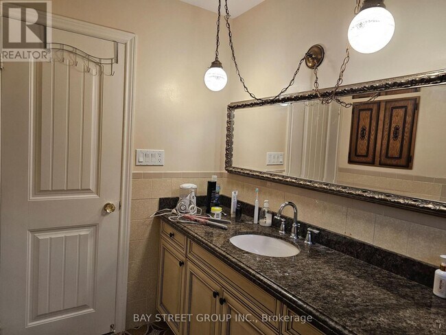 Photo - 29 Elmartin Dr