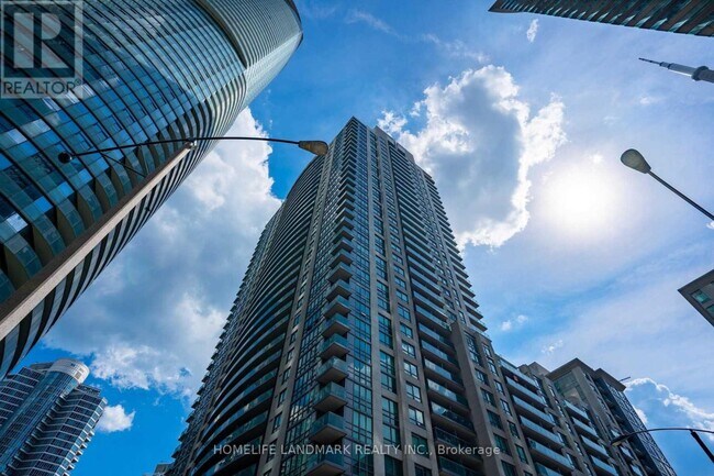 Photo - 19 Grand Trunk Crescent Unité 2803
